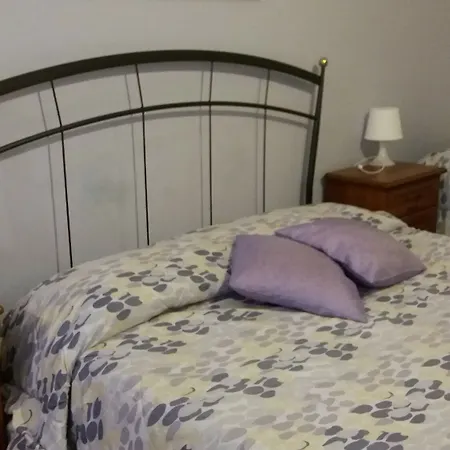 לינה וארוחת בוקר Girosa