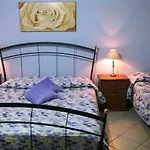 Girosa Bed & Breakfast 2*