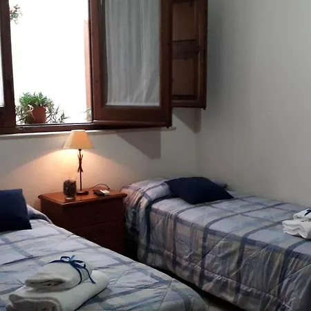 Girosa Bed & Breakfast