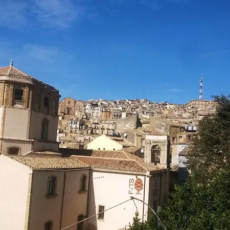 Girosa 2* Caltagirone