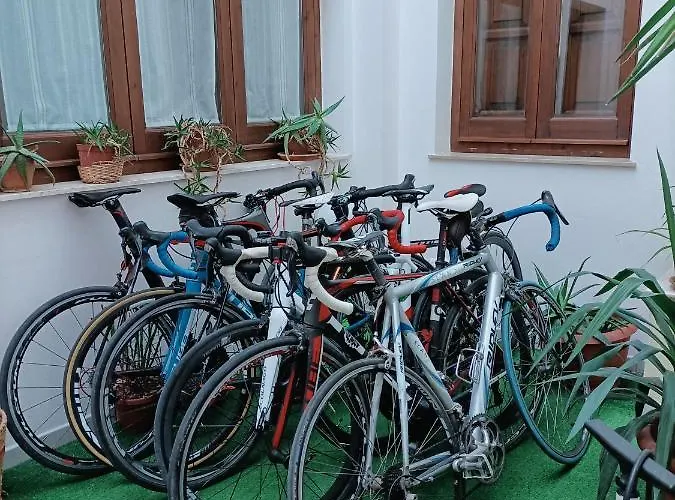 Couette-café Girosa 2*