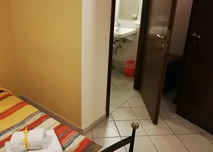 Couette-café Girosa 2*